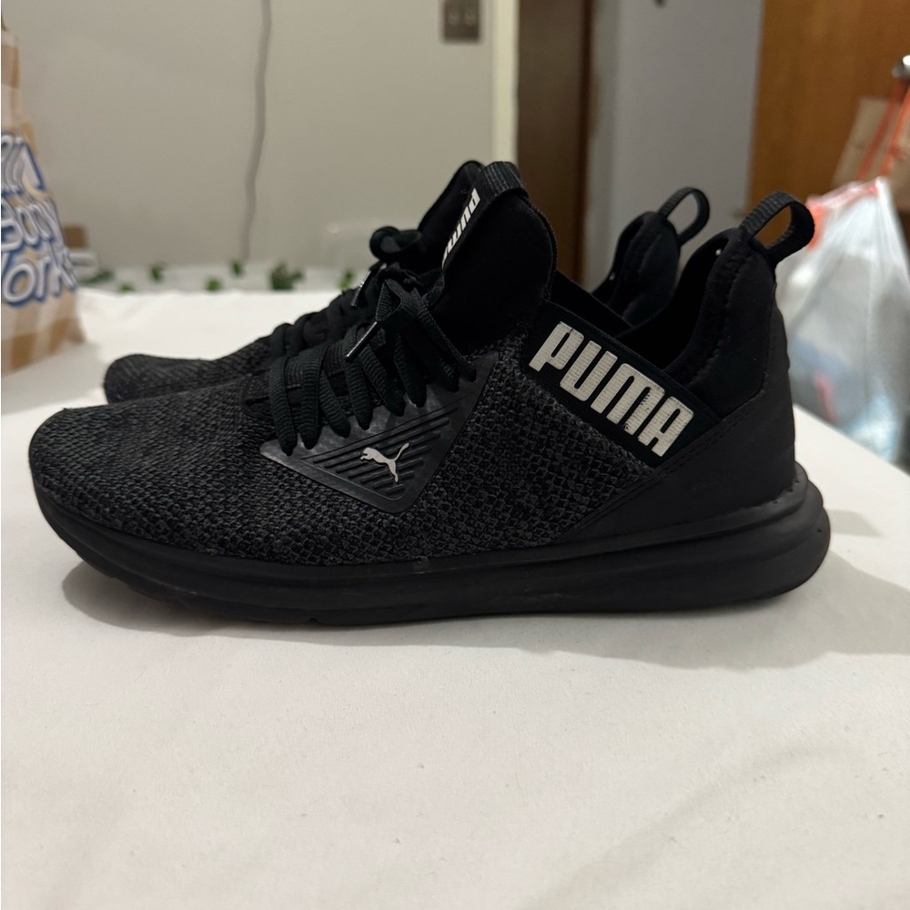 Puma Black Athletic Shoes Sleek Knit Design